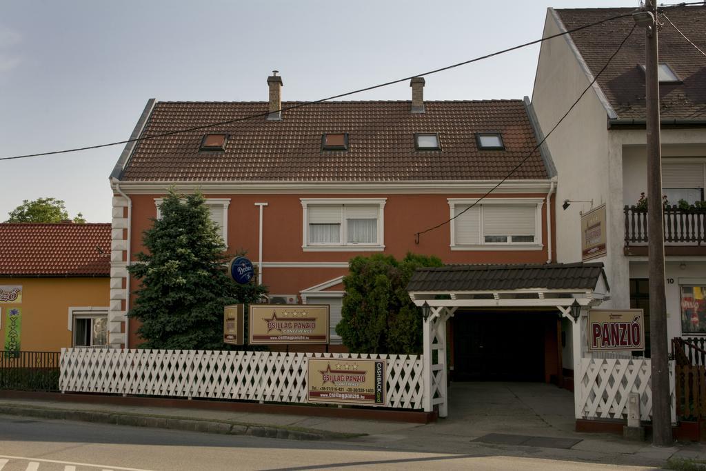 Hotel Csillag Panzió Vác Exterior foto